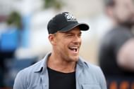 Alan Ritchson at NASCAR Cup Series Daytona 500 (Image via Getty)